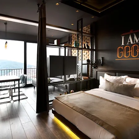 Hotel Cityloft 161 4*