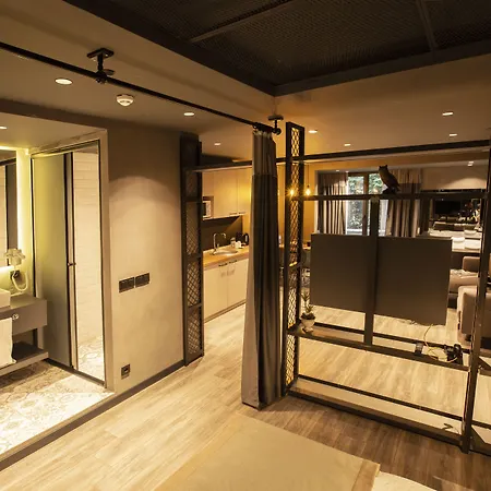 Cityloft 161 Hotel 4*