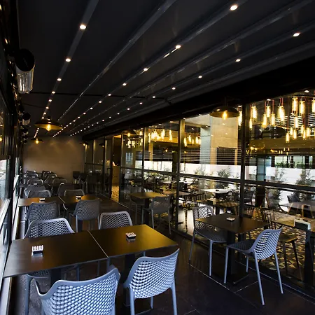 161城市阁楼公寓 酒店 4*